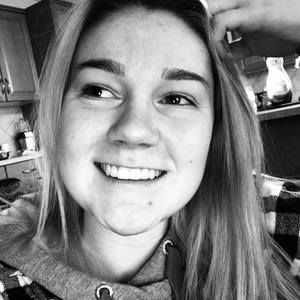 Meet your Posher, Julia